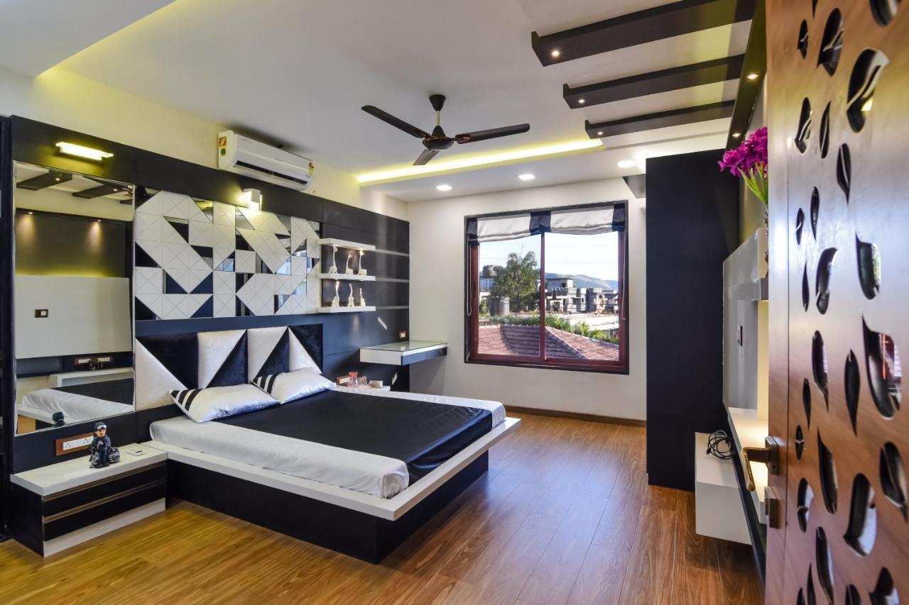 Lifeline Villas - Luxurious Taraangan 4 Mountain View Villa With Biggest Pool And Huge Open Area Лонавла Екстер'єр фото