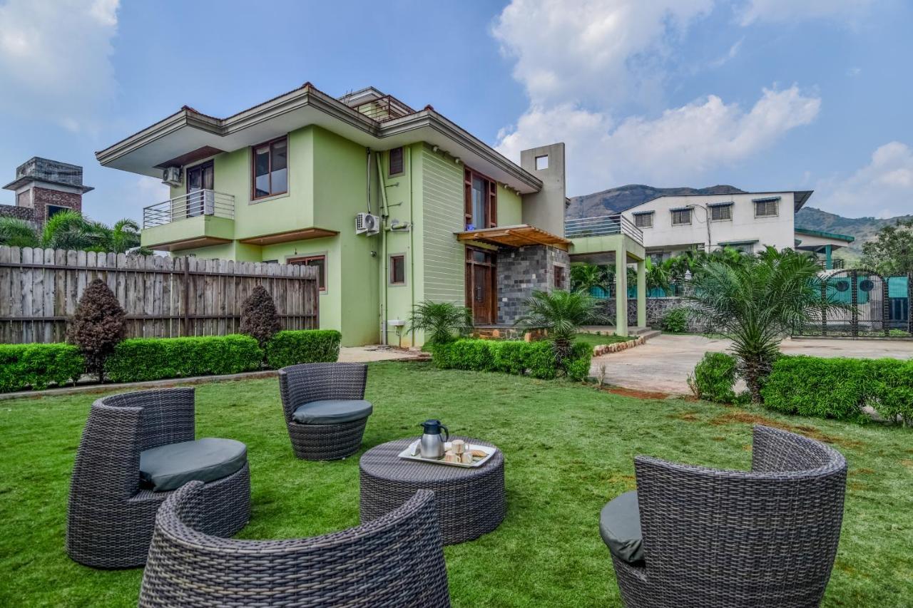 Lifeline Villas - Luxurious Taraangan 4 Mountain View Villa With Biggest Pool And Huge Open Area Лонавла Екстер'єр фото